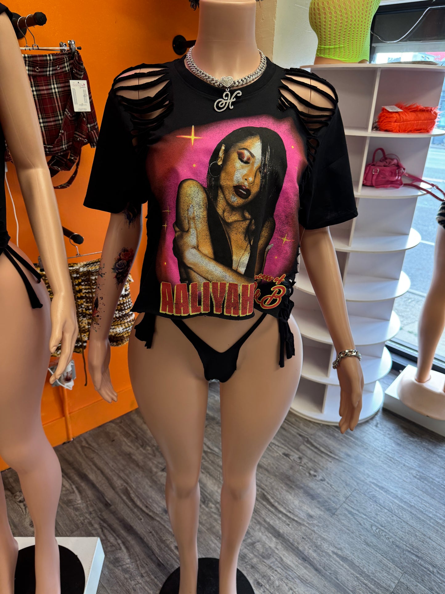 Custom Aaliyah Graphic & Thong