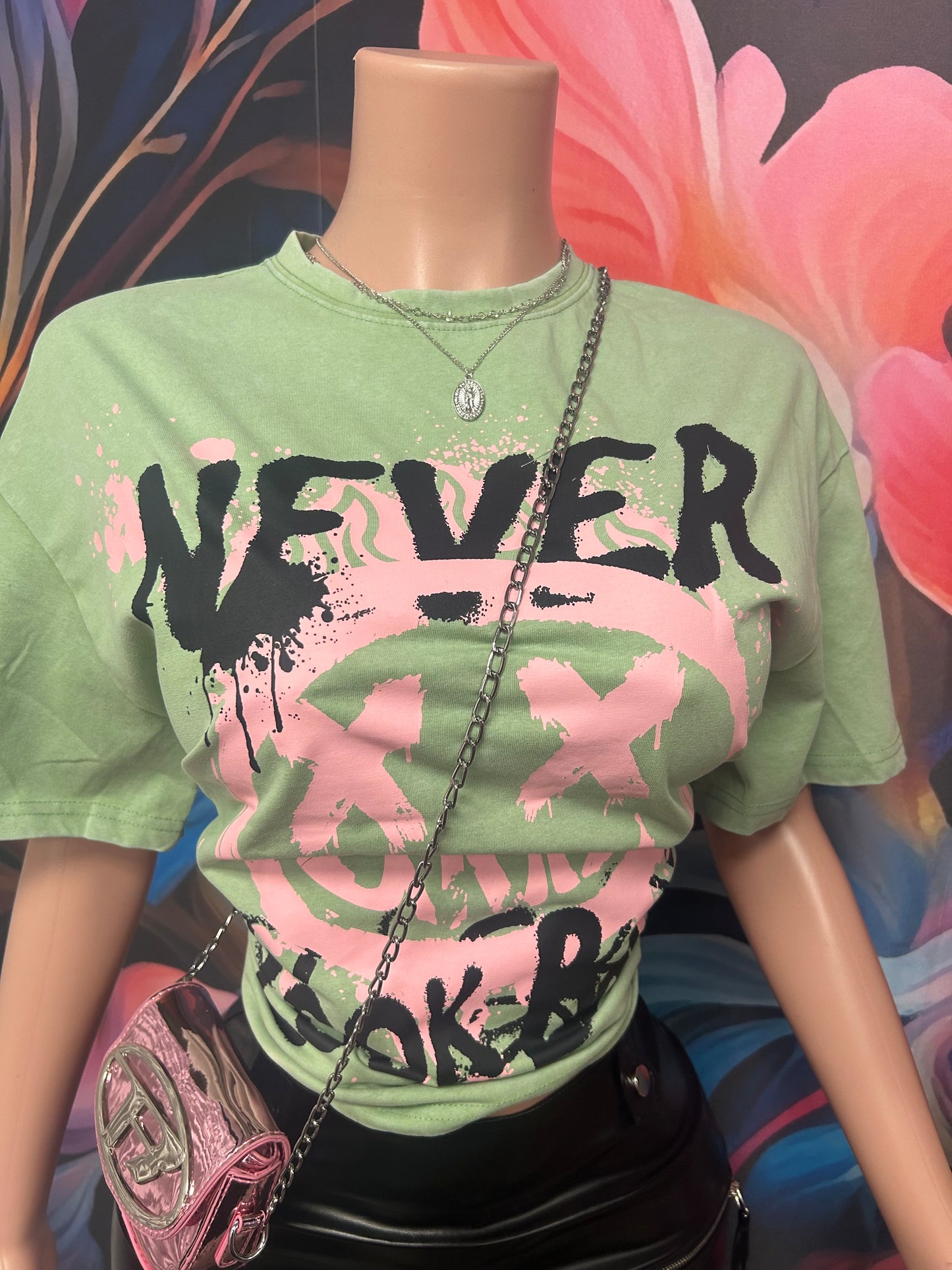 Never Look Back Graphic Tee