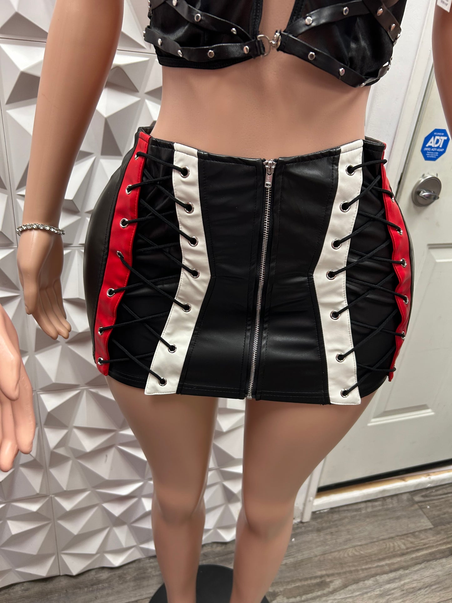 Colorblock Detailed leather Skirt